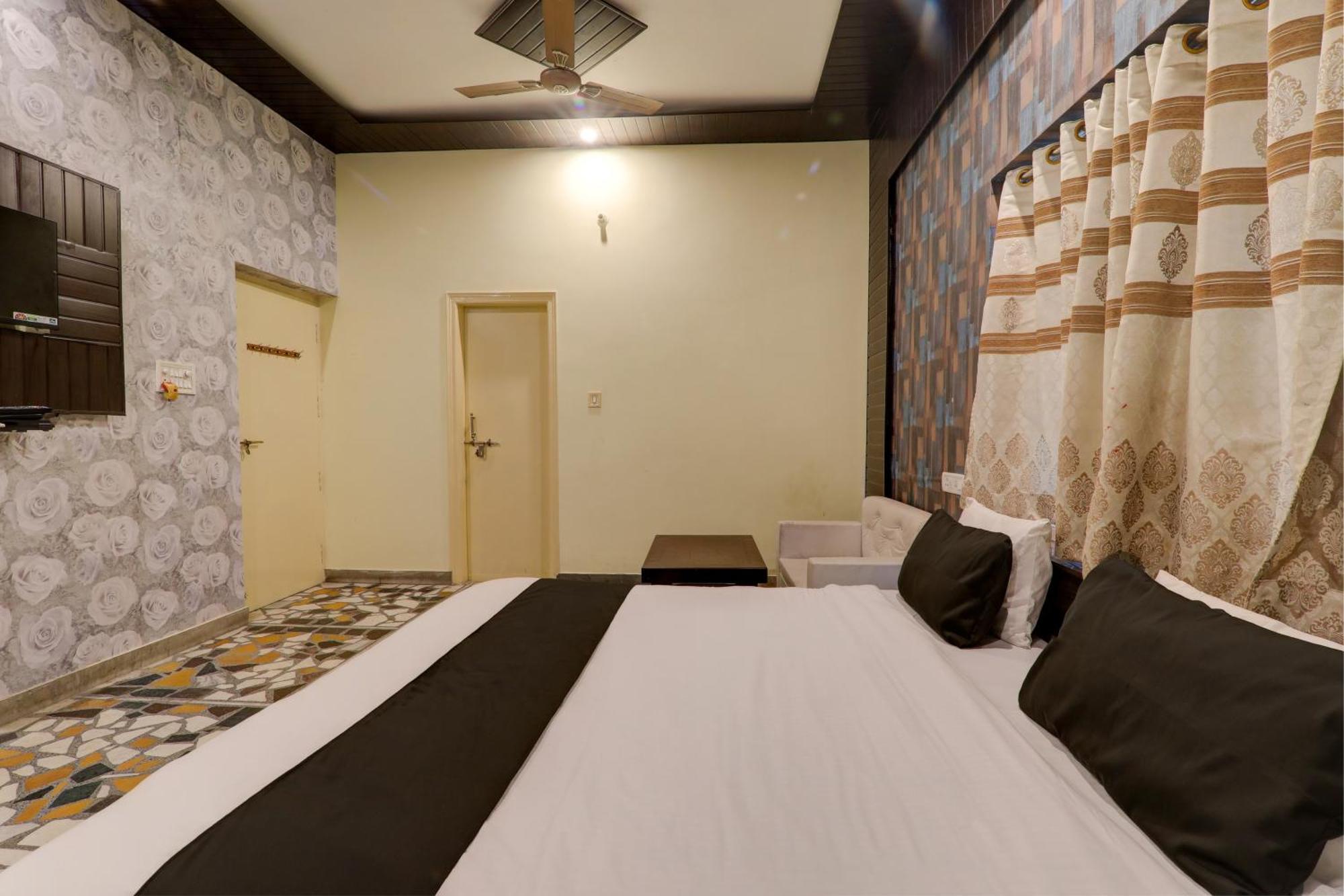 Hotel O Flagship Adbhut Moment Hotel 바라나시 외부 사진