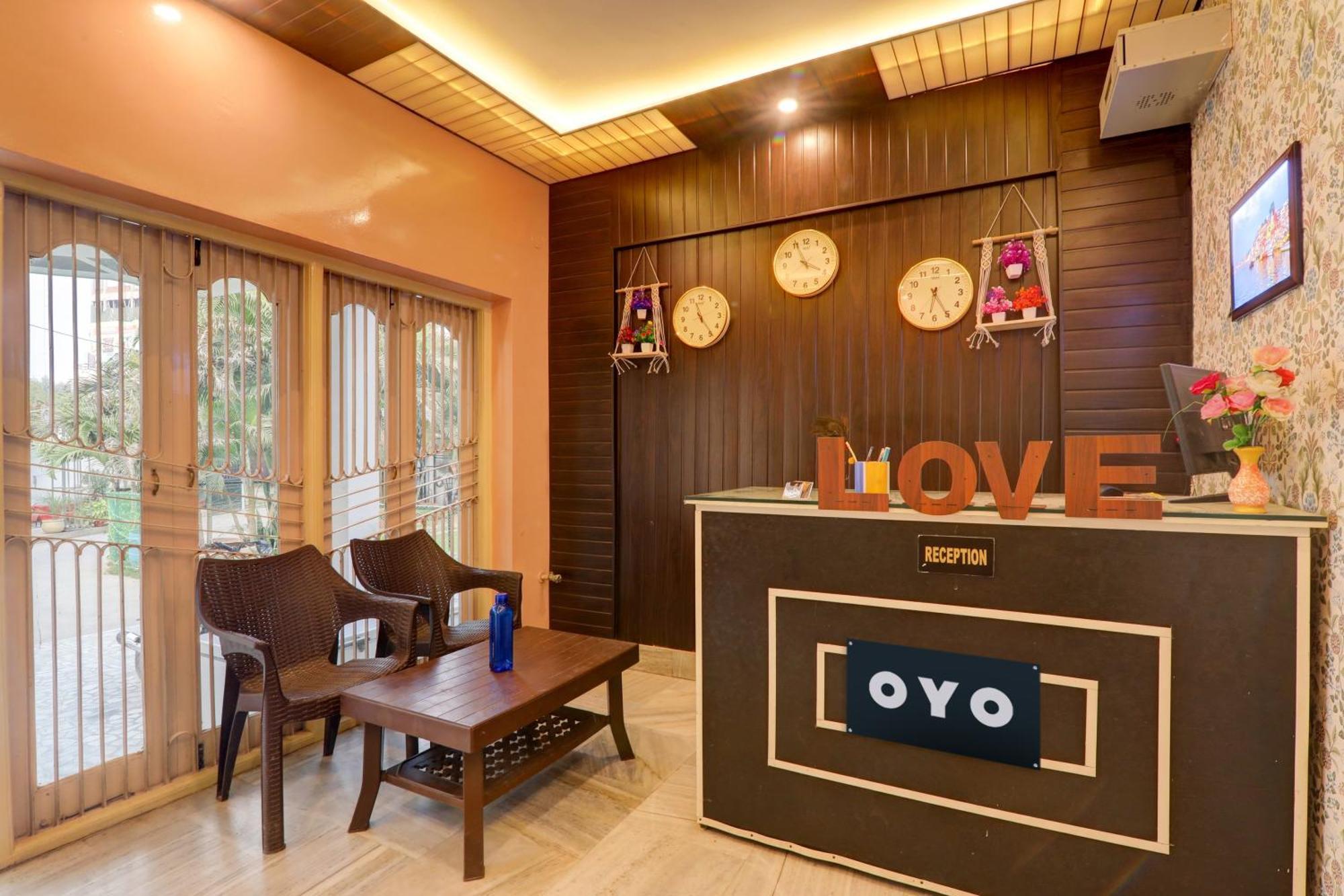 Hotel O Flagship Adbhut Moment Hotel 바라나시 외부 사진